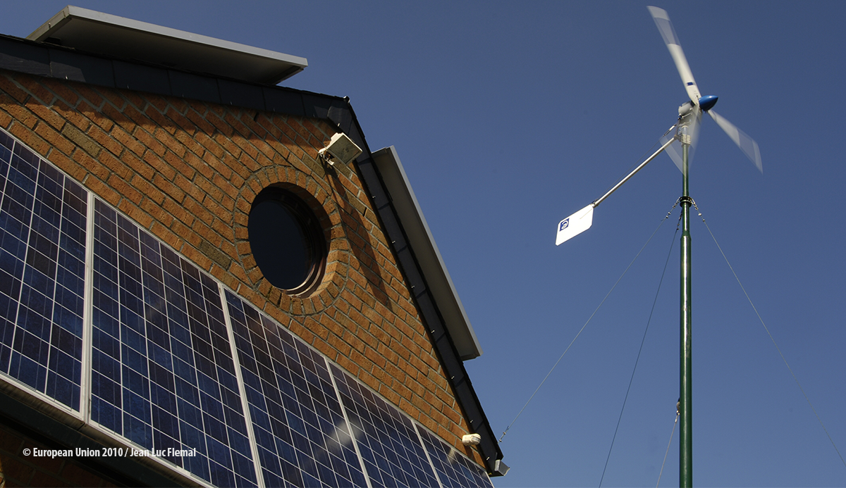 Background paper: Electricity production from wind and solar photovoltaic power in the EU